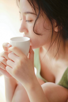 艳妇臀荡乳欲伦交换H